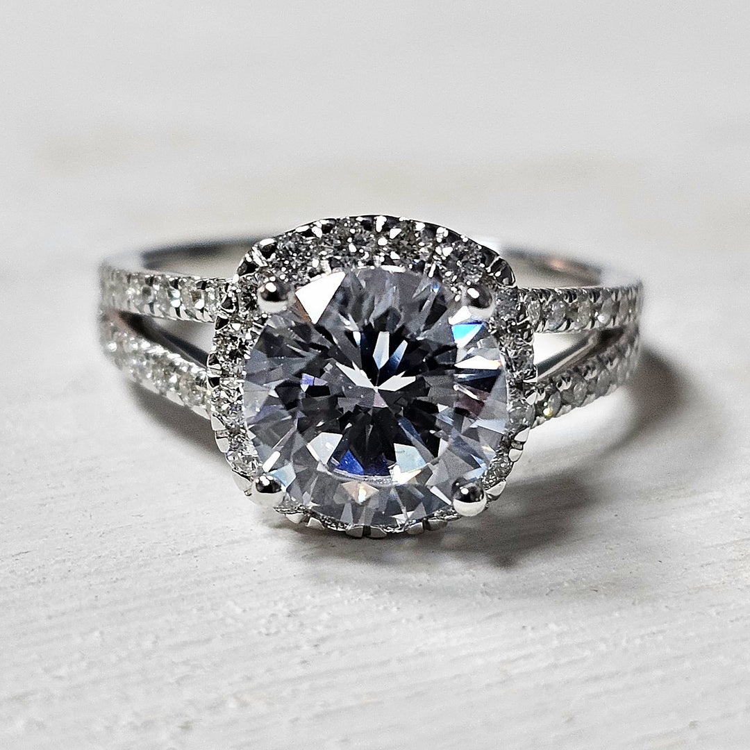 14k White Gold .58 ctw Diamond Split Shank Halo Engagement Ring Mounting