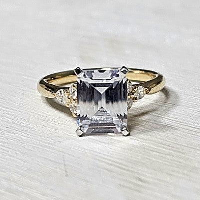 14k Yellow Gold 0.32 Ctw Marquise and Round Diamond Engagement Ring Setting