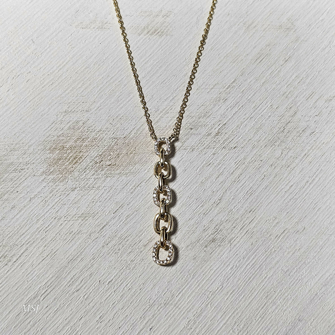 14k Yellow Gold .10ctw Fashion Diamond Necklace