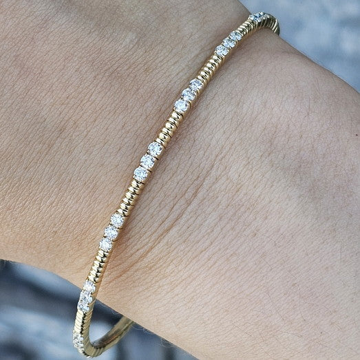 14k Yellow Gold 1.22 ct Diamond Flex Bangle Bracelet