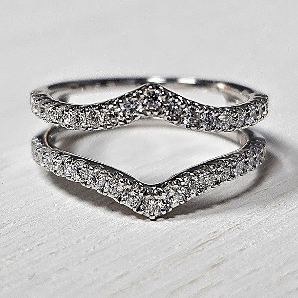 14k White Gold 0.50 Ctw Diamond Chevron Ring Guard