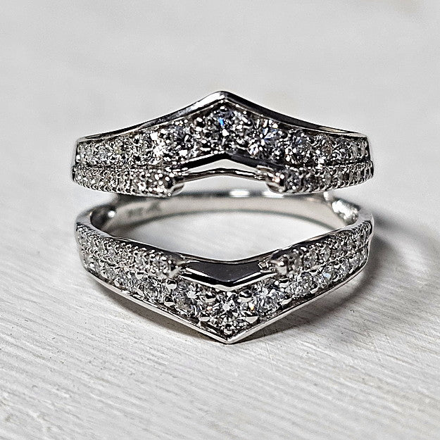14k White Gold 1.00 Ctw Diamond Contoured Ring Guard