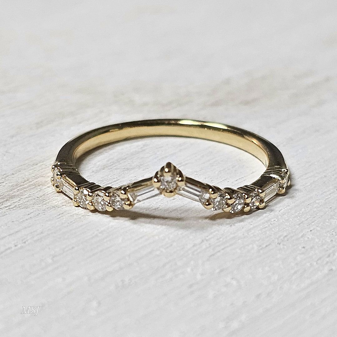 14k Yellow Gold .33ct Baguette and Round Diamond Wedding Band