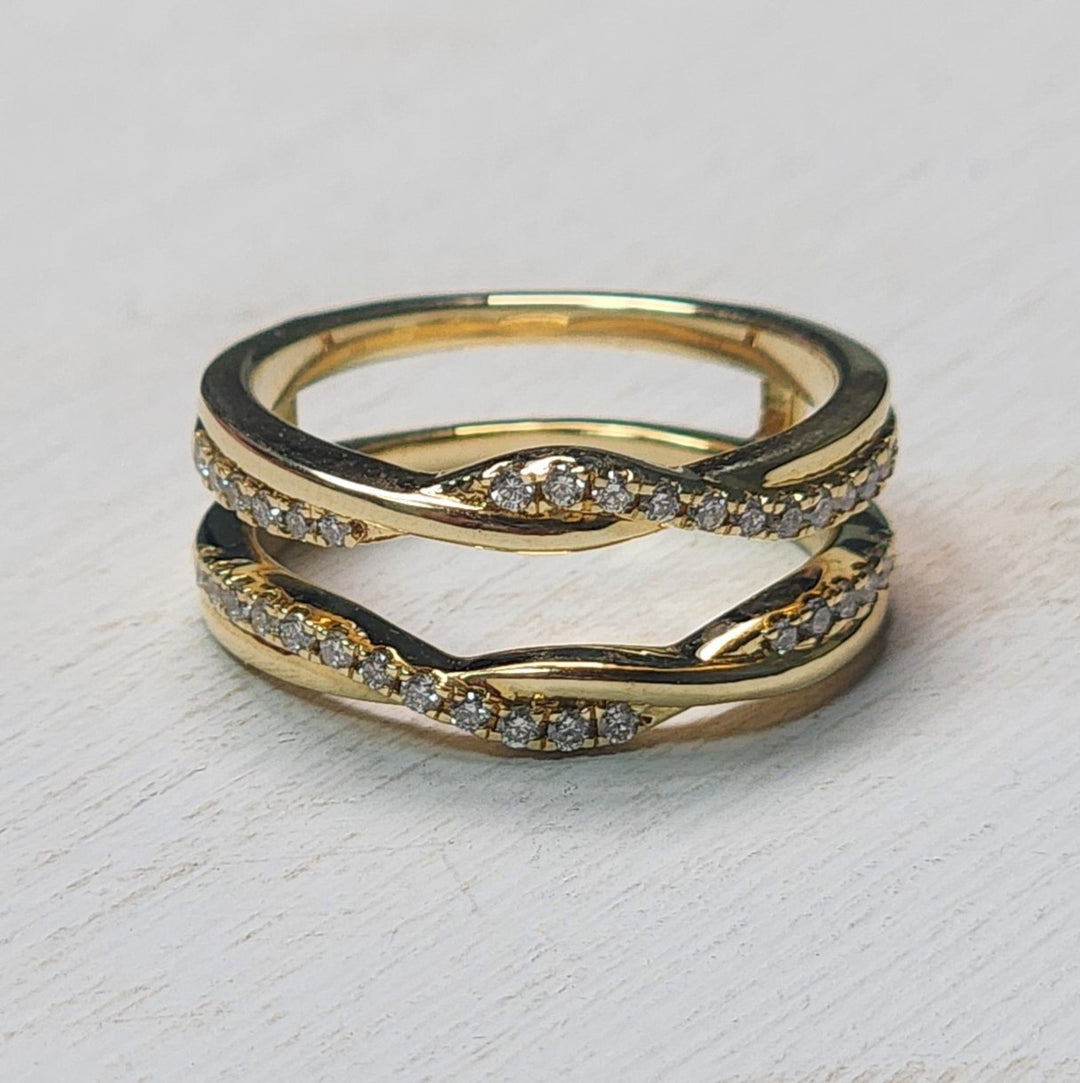 14k Yellow Gold .31ctw Diamond Ring Guard