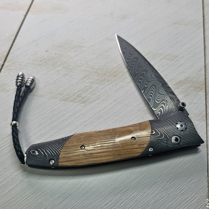 Custom Pappy Van Winkle Handle Demascus Knife