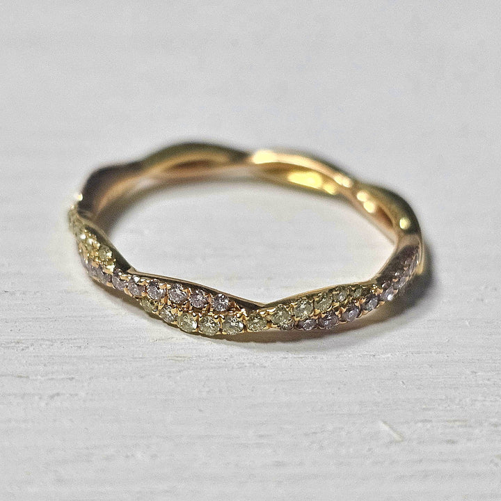 18k Yellow Gold .29ctw Pink and Yellow Diamond Band
