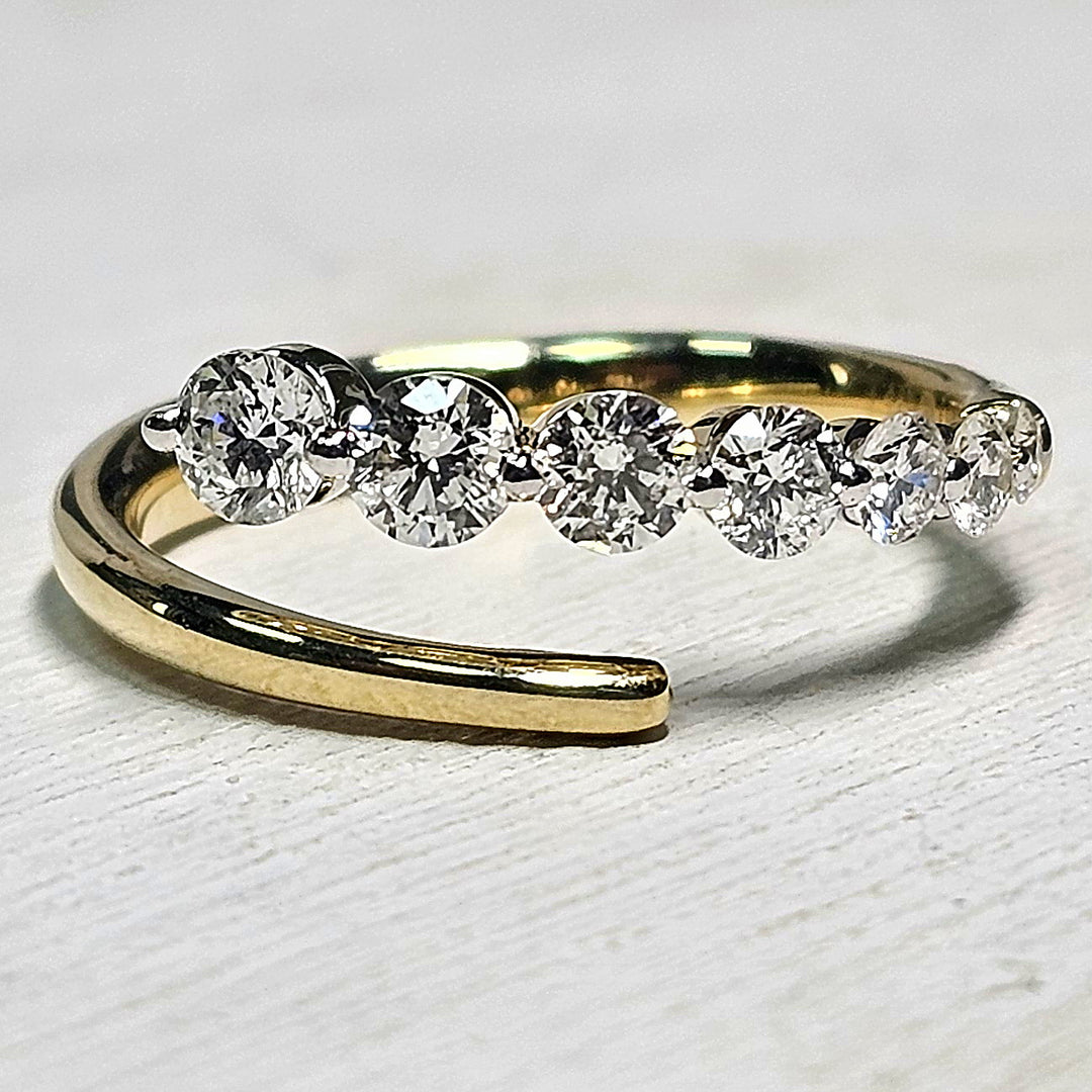 14k Yellow Gold Open Bypass Ring With Graduated Diamond 0.82ctw
