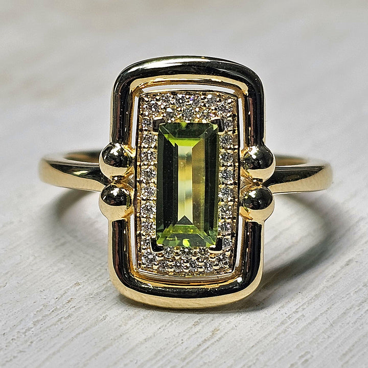 14k Yellow Gold Diamond and Peridot Ring .84 TGW