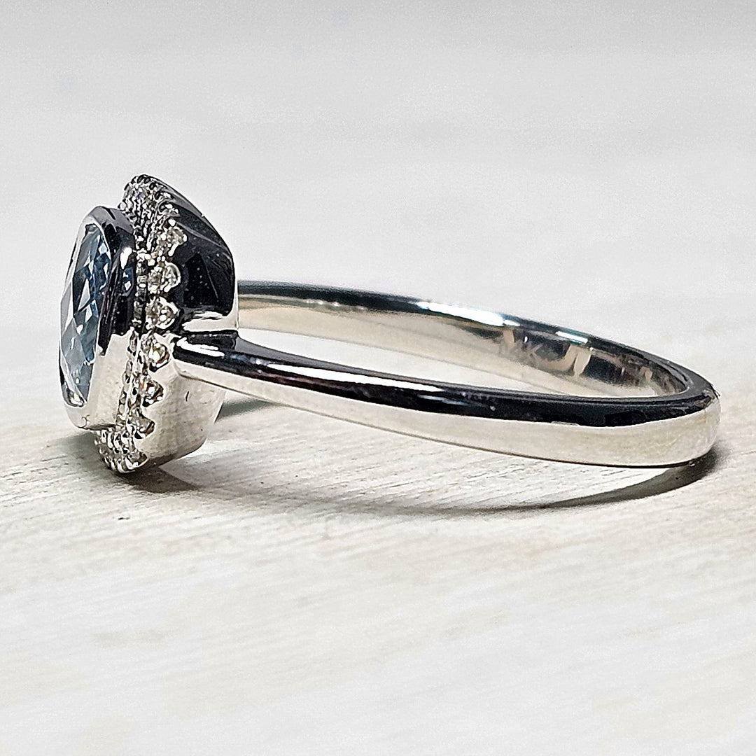 14K White Gold East-to-West Aquamarine & Diamond Ring 1.10 TGW