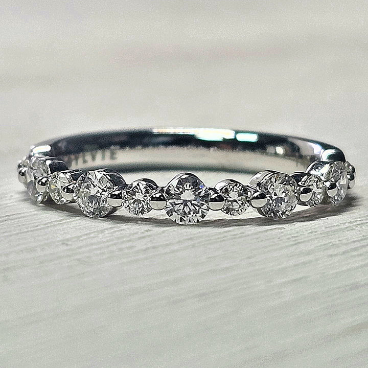 14K White Gold .58ctw Diamond Alternating Shared Prong Wedding Band