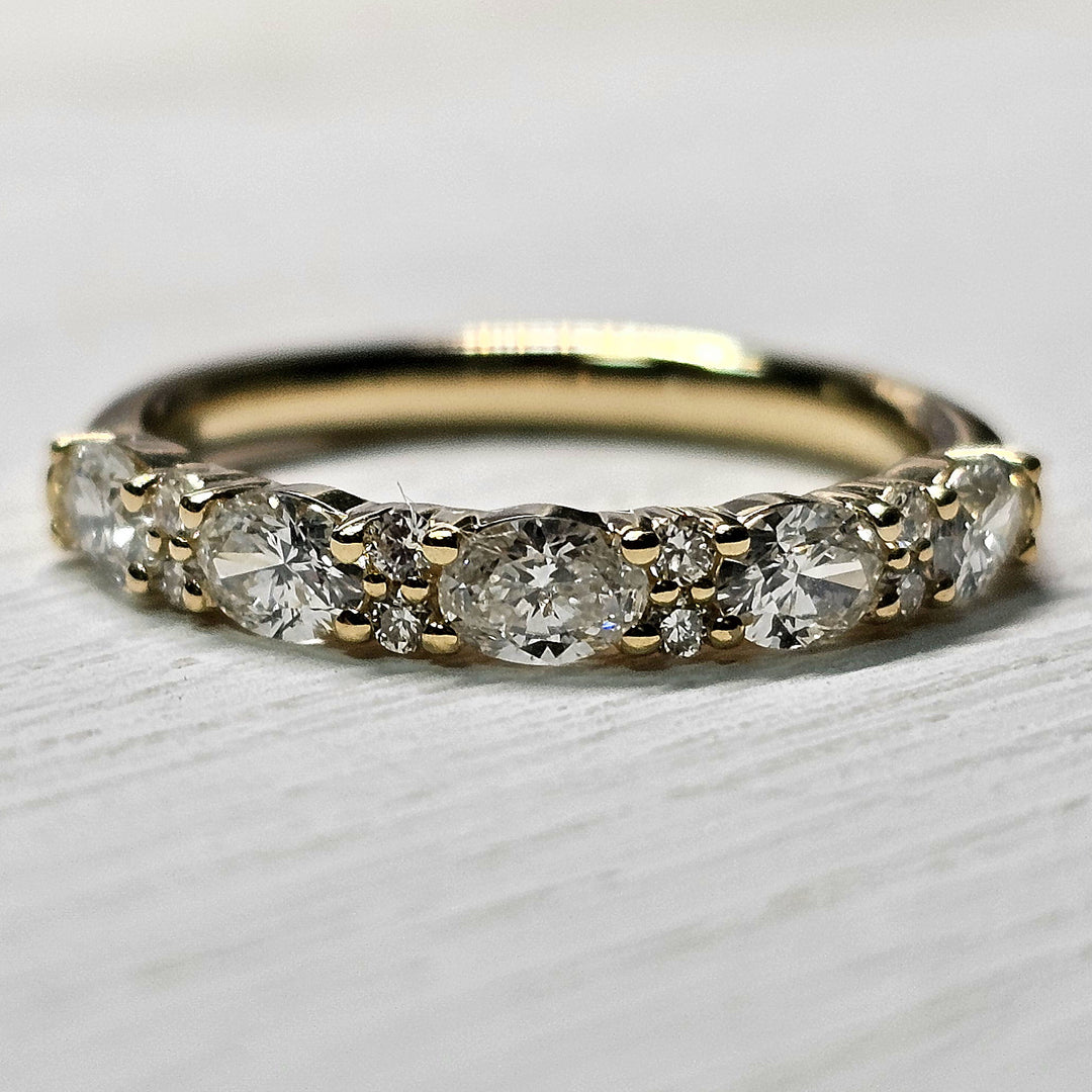 14k Yellow Gold .88ctw Oval East to West Band