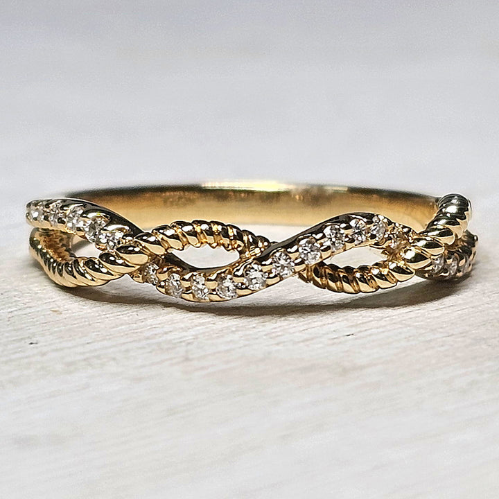 14k Yellow Gold Diamond and Rope Twist Wedding Band .12ctw