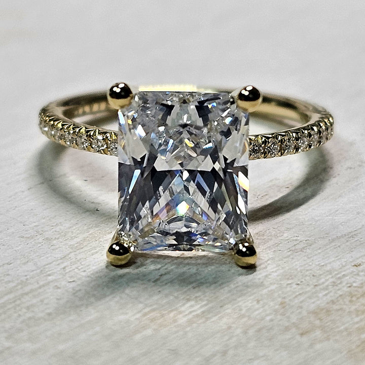 14k Yellow Gold .21ctw Sylvie Mounting