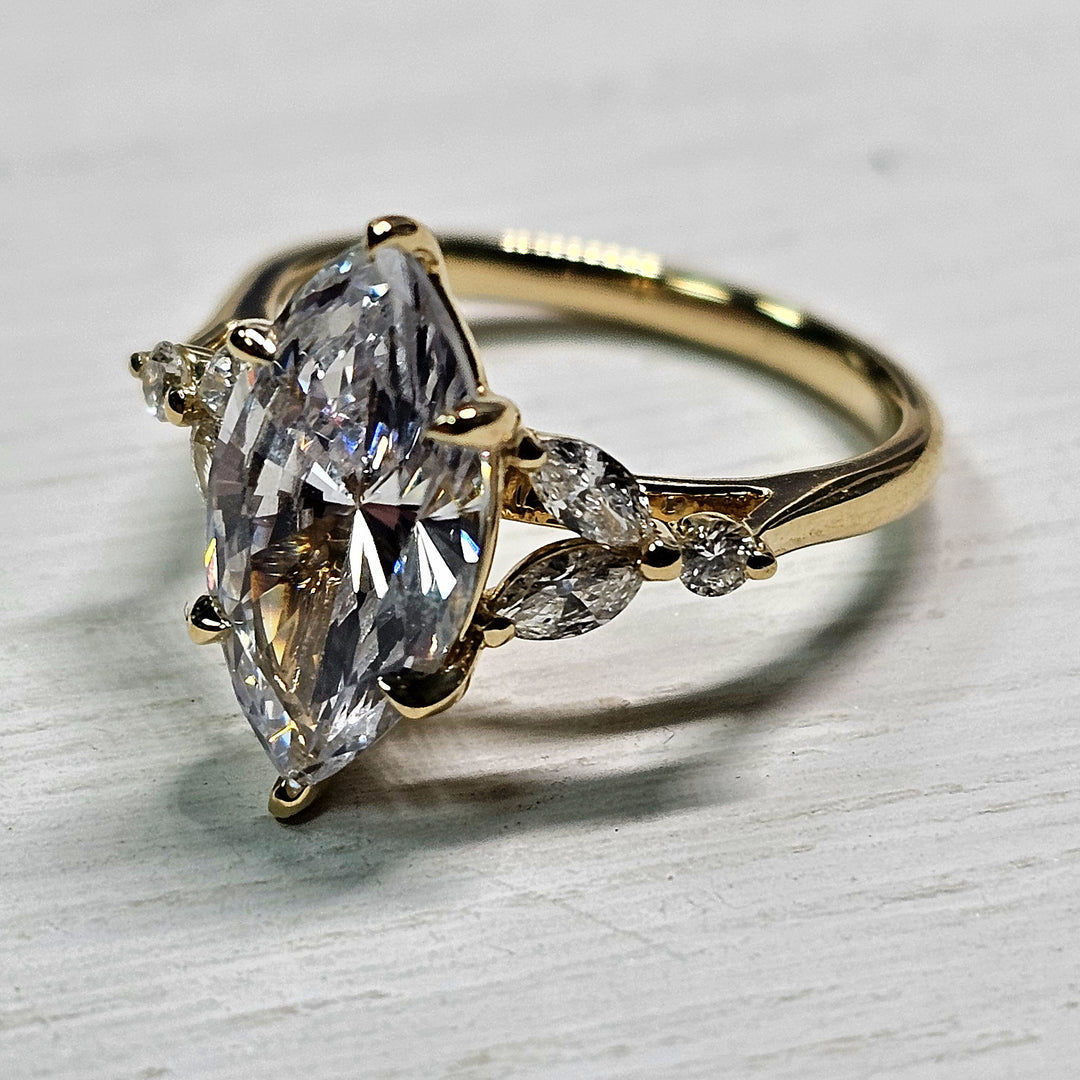 14k Yellow Gold .33ctw Marquise Mounting
