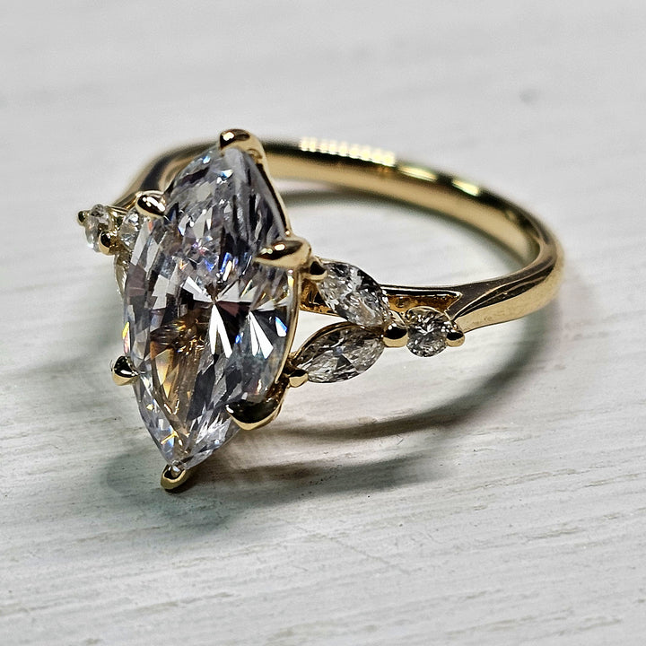 14k Yellow Gold .33ctw Marquise Mounting