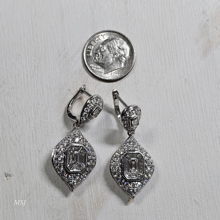 18k White Gold 3.75ctw Stunning Diamond Earrings