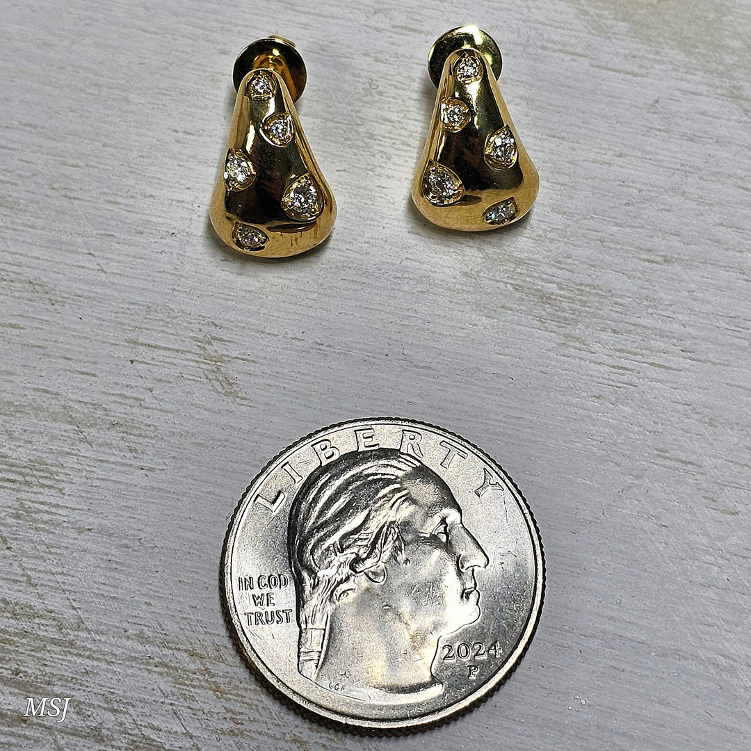 14k Yellow Gold Diamond Sylvie Shell Set Earrings .26ctw