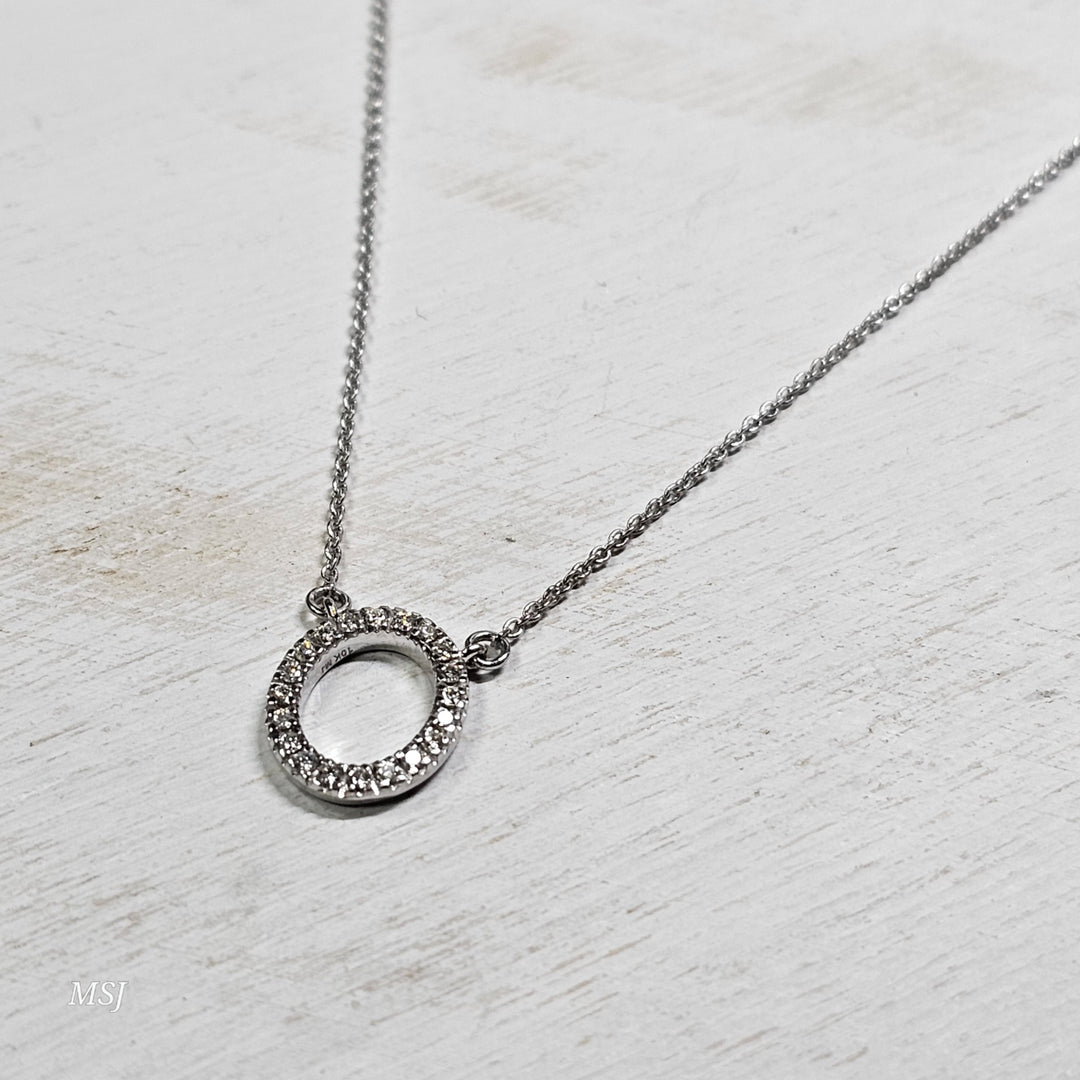 10k White Gold .15ctw Diamond Pendant