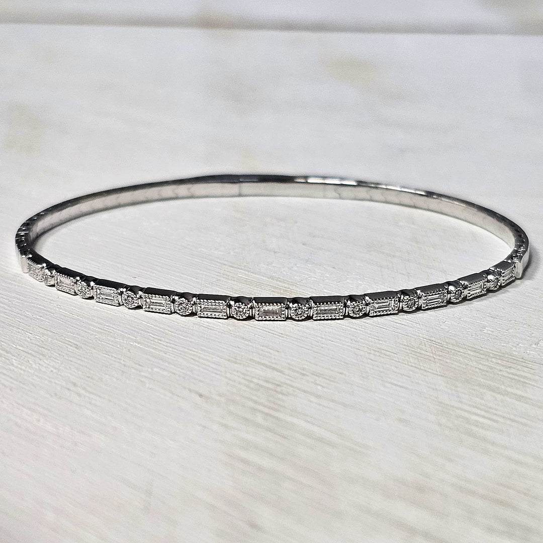 14k White Gold .38ctw Flex Bangle Bracelet