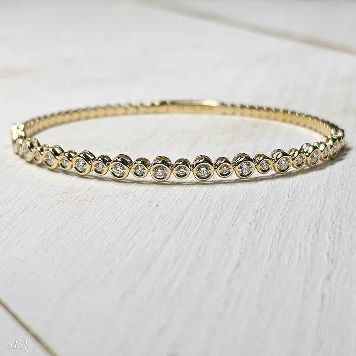 14k Yellow Gold Alternating Size Round Diamond Bezel Flex Bangle Bracelet .71ctw