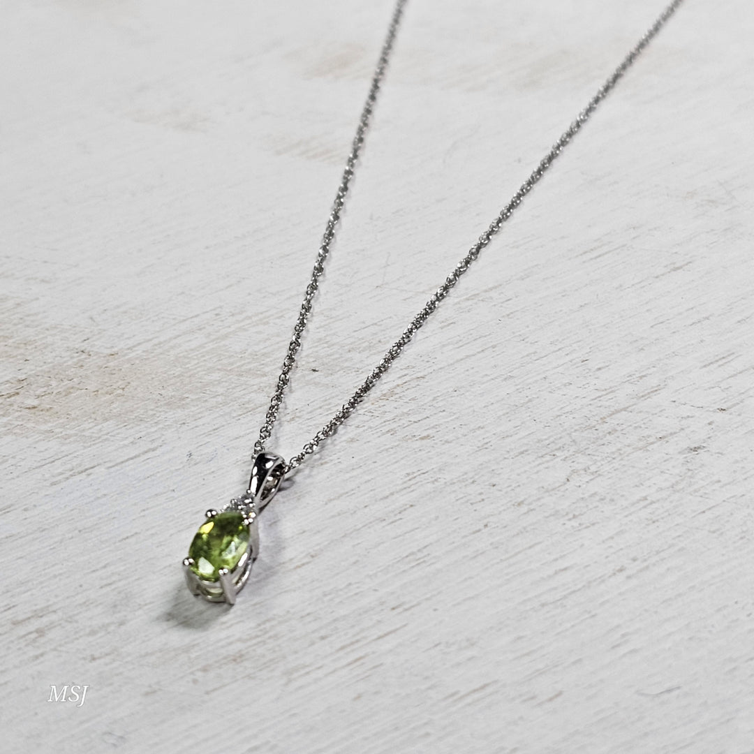 10k White Gold .53ctw Peridot and Diamond Pendant
