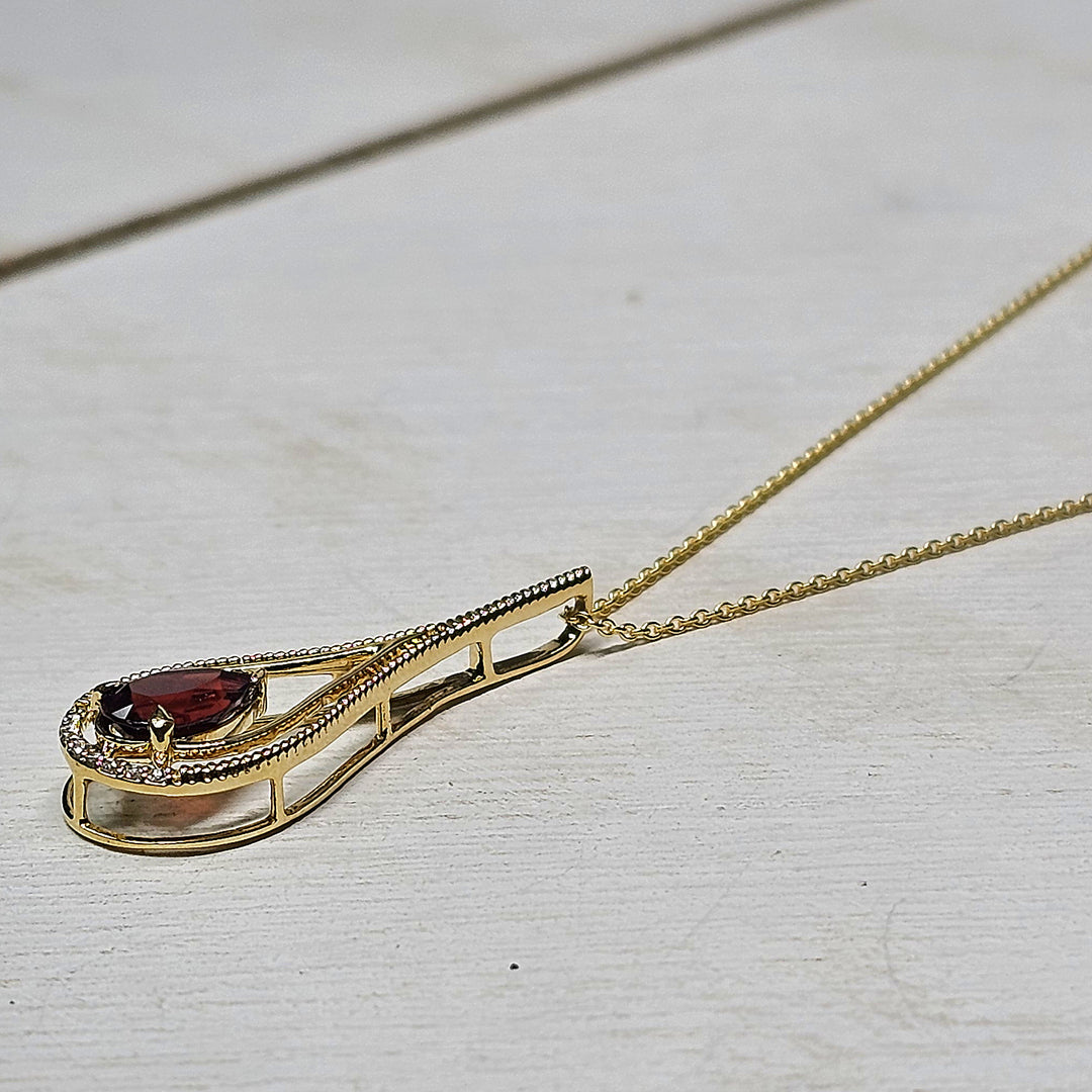 14k Yellow Gold Pear Shaped Garnet & Diamond Drop Necklace 1.17 TGW