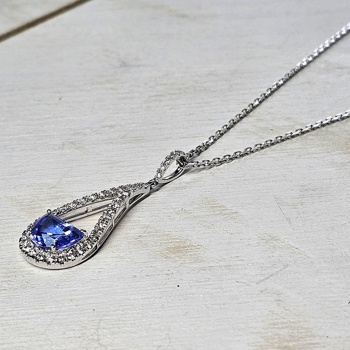 14k White Gold Tanzanite and Diamond Statement Necklace 2.35 TGW