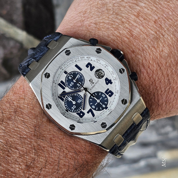 Pre- Owned Audemars Piguet "Navy" 26020st