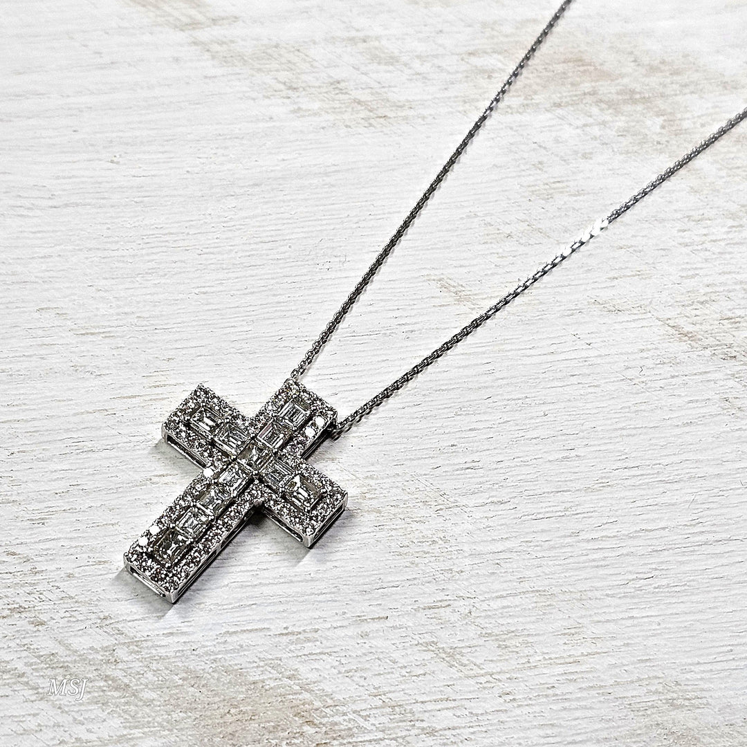 14k White Gold 1.49ctw Cross Diamond Pendant