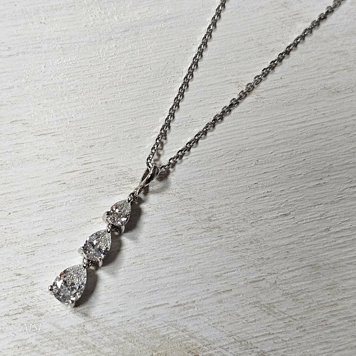 14k White Gold 1.38cts 3 Stone Diamond Pendant