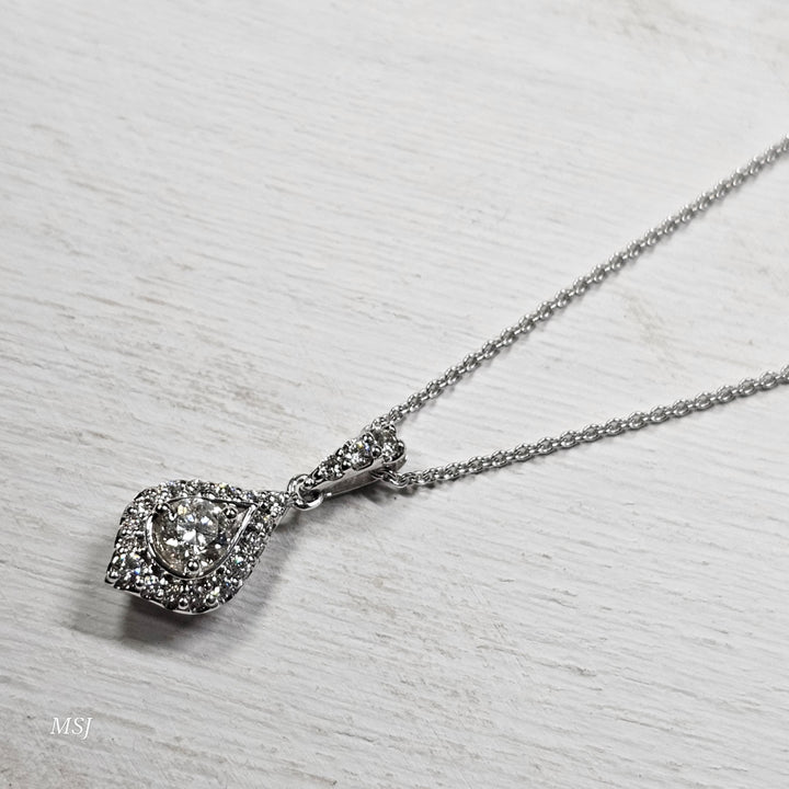 14k White Gold .50ctw Halo Diamond Pendant